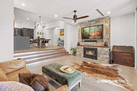 Property photo of 22 Manifold Crescent Glenmore Park NSW 2745
