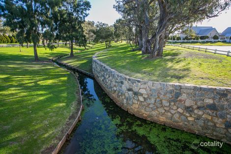 Property photo of 18 Jane Brook Drive Jane Brook WA 6056