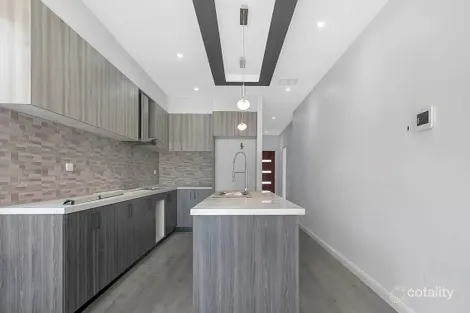 Property photo of 23 Apsley Drive Mickleham VIC 3064