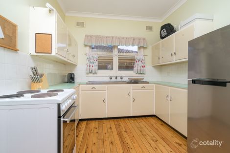 Property photo of 3 Roycox Crescent Dubbo NSW 2830