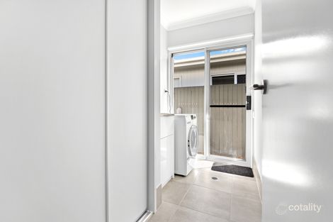 Property photo of 11 Hannah Crescent Baringa QLD 4551