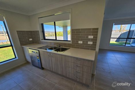 1/30 Corymbia Cct, Heddon Greta, NSW 2321