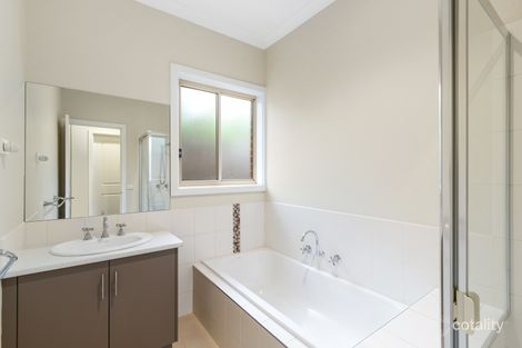 Property photo of 2/30 Rowson Street Boronia VIC 3155