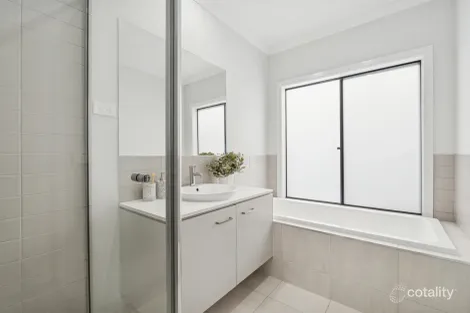 Property photo of 22 Sublime Point Road Bacchus Marsh VIC 3340