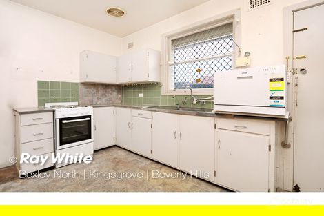 Property photo of 16 Kerry Crescent Roselands NSW 2196