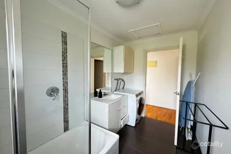 Property photo of 4/29 Broadmeadows Road Tullamarine VIC 3043