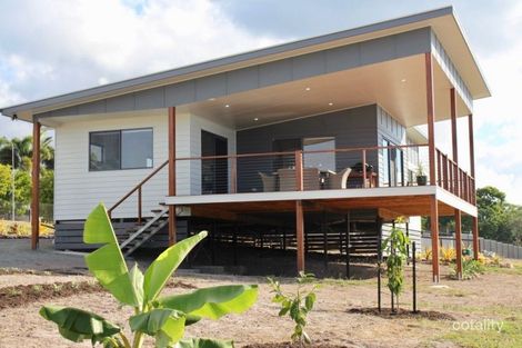 Property photo of 31 Highview Drive Craignish QLD 4655