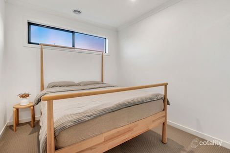 Property photo of 1 Baltic Walk Craigieburn VIC 3064
