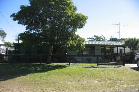 17 Mermaid Ave, Hawks Nest, NSW 2324