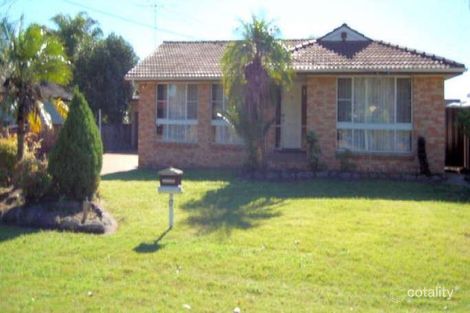 17 Galton St, Smithfield, NSW 2164