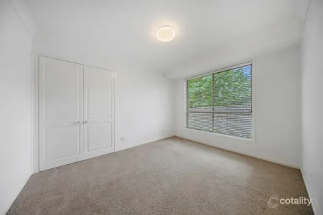 Property photo of 2/4 Neutral Road Hornsby NSW 2077