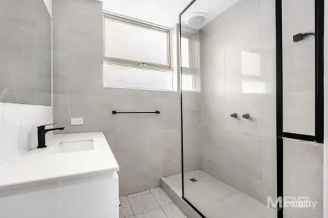 Property photo of 2/532 Orrong Road Armadale VIC 3143