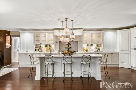 Property photo of 4 Bordeaux Grove Narre Warren South VIC 3805