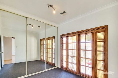 Property photo of 56 Barrack Avenue Barrack Point NSW 2528