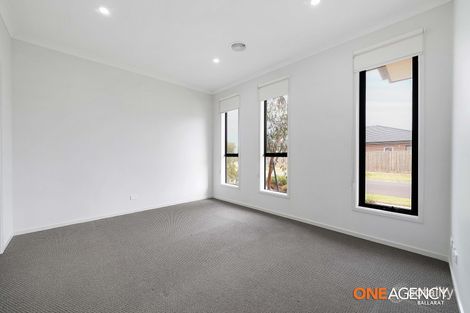 Property photo of 13 Friend Way Tarneit VIC 3029