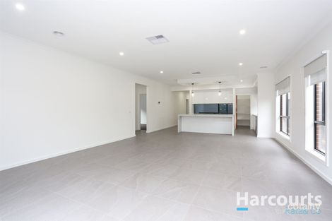 Property photo of 3 Alkira Boulevard Wollert VIC 3750