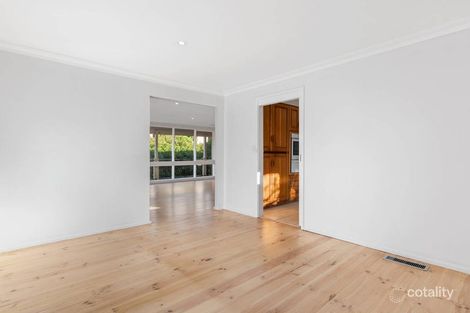 Property photo of 7 Dolphin Street Mount Eliza VIC 3930