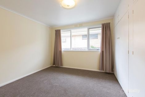 18 Sunhill Rd, Glen Iris, VIC 3146