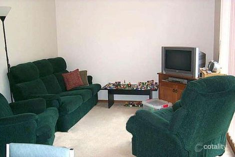 Property photo of 5B Barilla Court Cranbourne VIC 3977