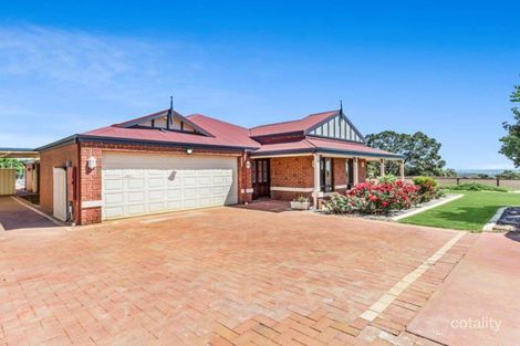 Property photo of 4 Billing Place Mount Richon WA 6112