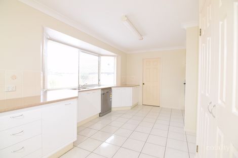 Property photo of 30 Corringle Close Helensvale QLD 4212