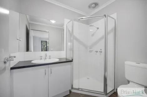 Property photo of 17 Billabong Crescent Tarneit VIC 3029