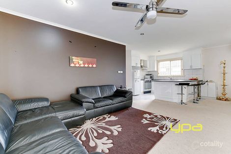 Property photo of 12 Shortridge Circuit Roxburgh Park VIC 3064