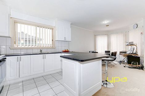 Property photo of 12 Shortridge Circuit Roxburgh Park VIC 3064