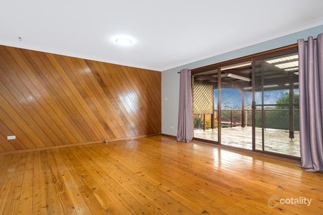 Property photo of 11 Hollings Drive Kiama Downs NSW 2533