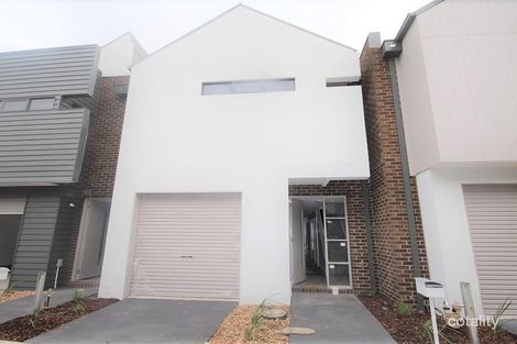 Property photo of 9/24 Healesville Loop Craigieburn VIC 3064