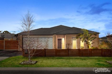 Property photo of 14 Pomegranate Way Pakenham VIC 3810