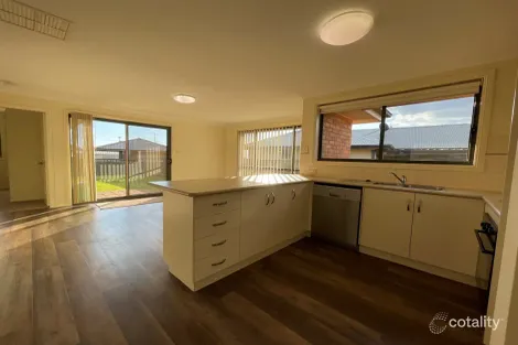 Property photo of 3A John Brass Place Dubbo NSW 2830