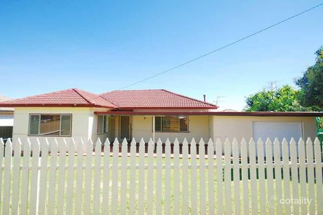 4 Koora Pl, Mount Austin, NSW 2650
