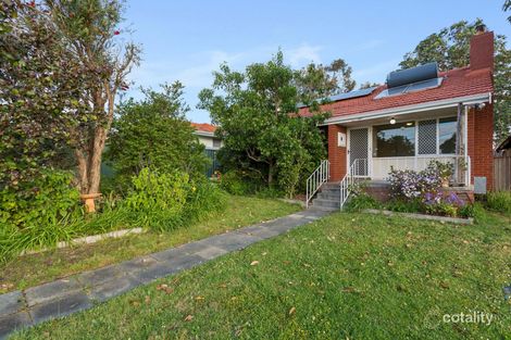 Property photo of 10 Coolga Road Koongamia WA 6056