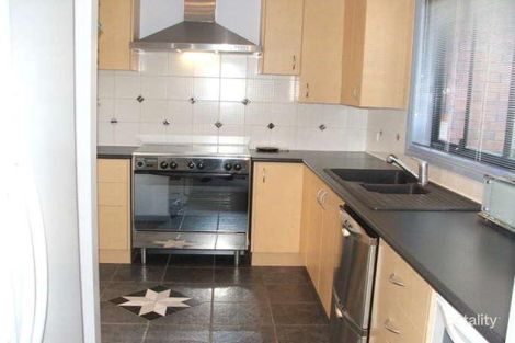 Property photo of 4 Wiltshire Place Wyndham Vale VIC 3024