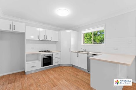 Property photo of 13 Stringybark Road Hamlyn Terrace NSW 2259