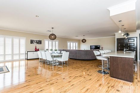 15 Fordoun Way, Wanneroo, WA 6065