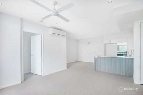 Property photo of 12/70 Bay Terrace Wynnum QLD 4178