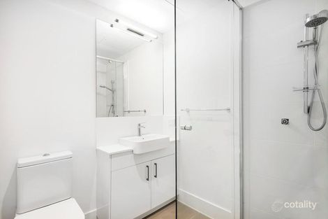 Property photo of 12/70 Bay Terrace Wynnum QLD 4178