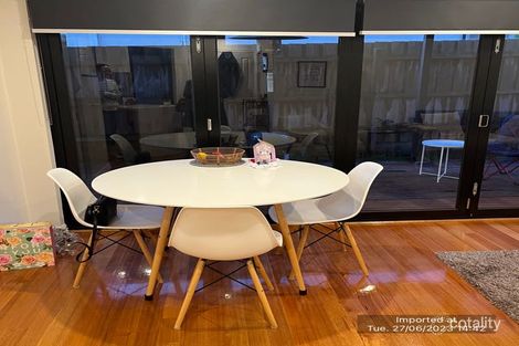 Property photo of 2/10 Paula Crescent Doncaster East VIC 3109
