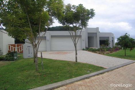 Property photo of 2226 Arnold Palmer Drive Hope Island QLD 4212