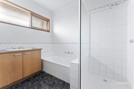 Property photo of 36 Holroyd Street Seaford VIC 3198