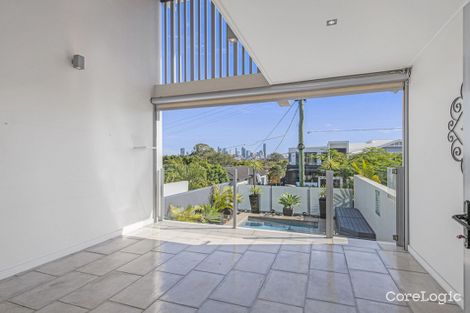 Property photo of 3/23 Collings Street Balmoral QLD 4171