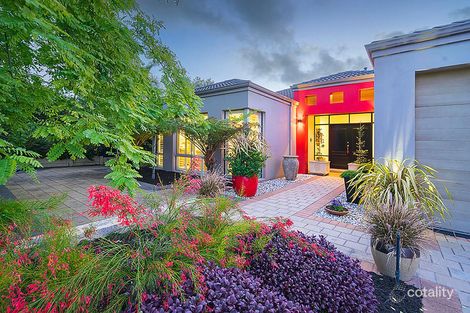 Property photo of 15 Cedar Place Woodlands WA 6018