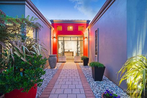 Property photo of 15 Cedar Place Woodlands WA 6018