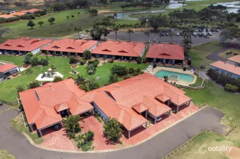 25/1 Pebble Beach Dr, Coral Cove, QLD 4670