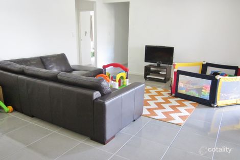 Property photo of 10 Anniebuka Close Bentley Park QLD 4869