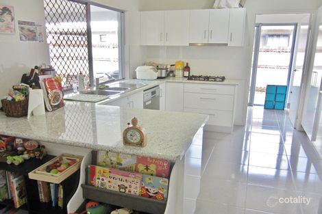 Property photo of 10 Anniebuka Close Bentley Park QLD 4869