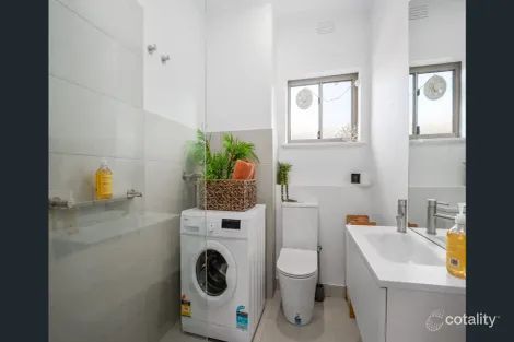 Property photo of 19/70 Beach Road Mentone VIC 3194