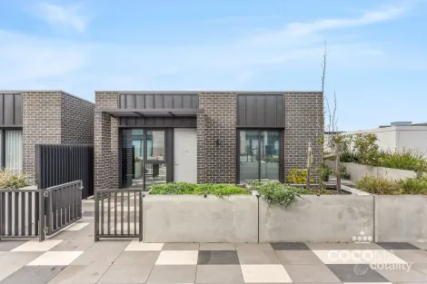215/220 Chapel Rd, Keysborough, VIC 3173